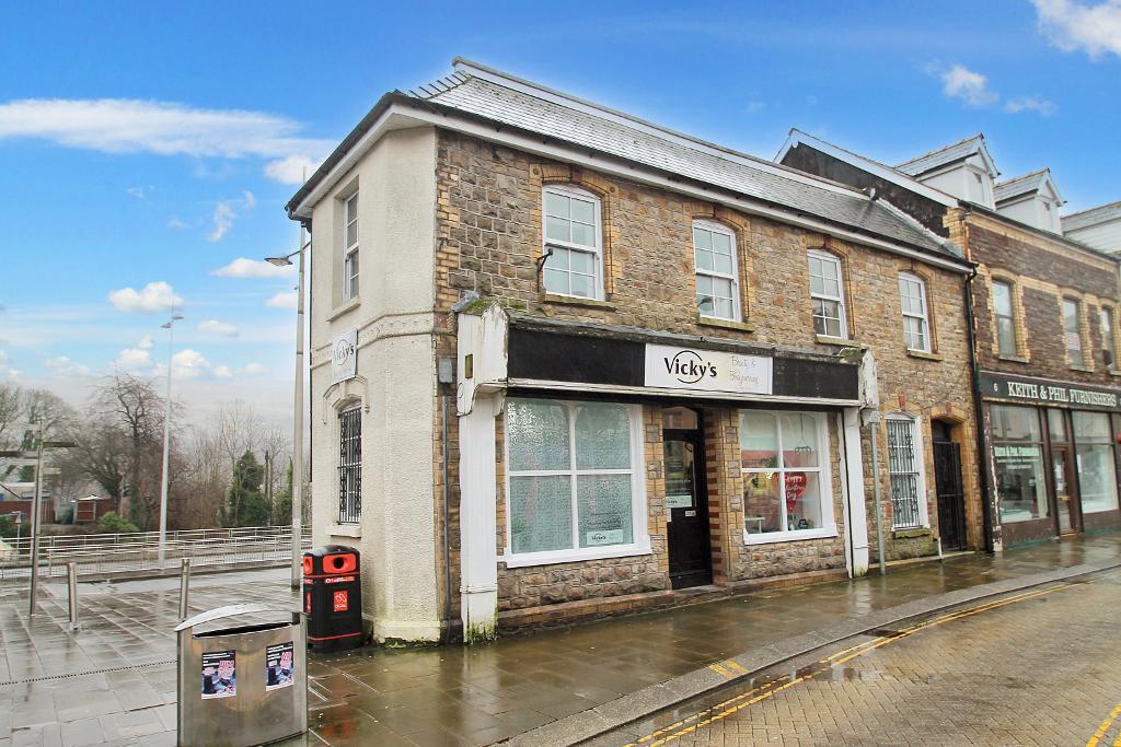 Properties For Sale Red Kite Estate Agents Limited Powered by Domus