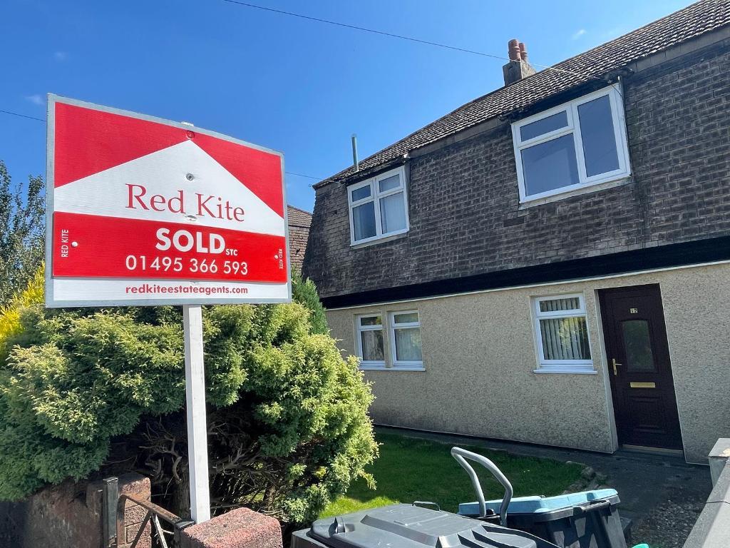 Southbank, Beaufort, Ebbw Vale, Blaenau Gwent, NP23 5QU